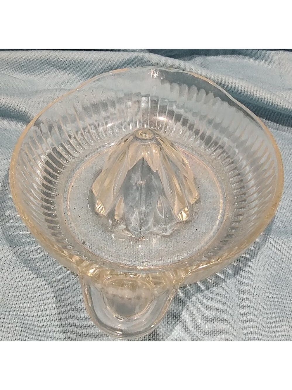 Vintage Glass Juicer Clear Pour Spout Handle - Picture 4 of 8